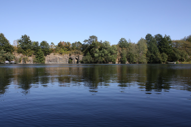 Cliffs at Quarry Bank Carp Fishery in France